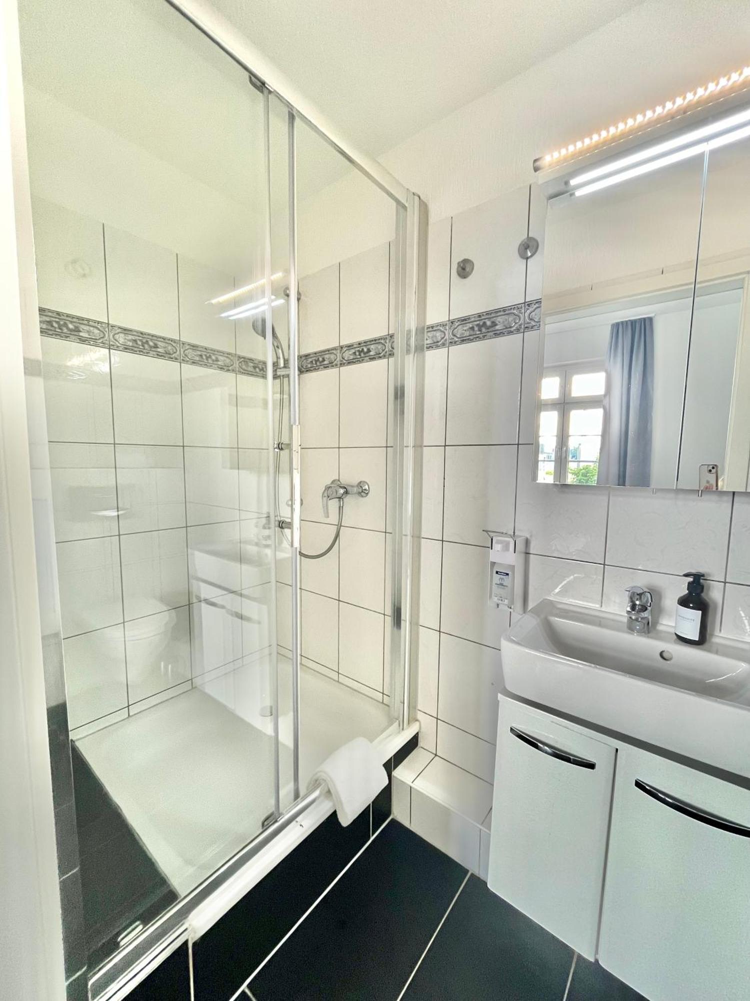 Guesthouse Bielefeld - Brake Extérieur photo